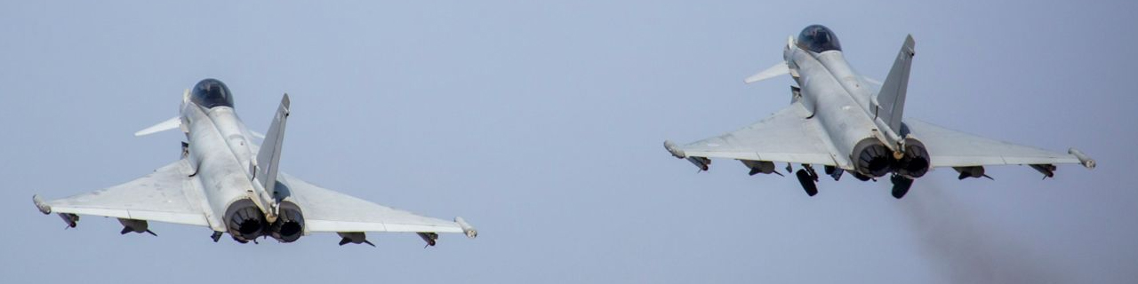 4 Bestselling author Andy McNab giving a talk at Catterick Garri